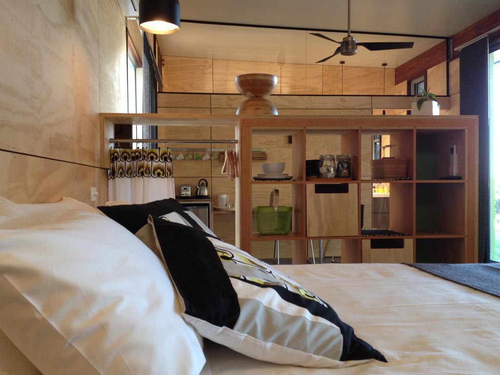 فندق Bed + Bauhaus يالنغب الغرفة الصورة